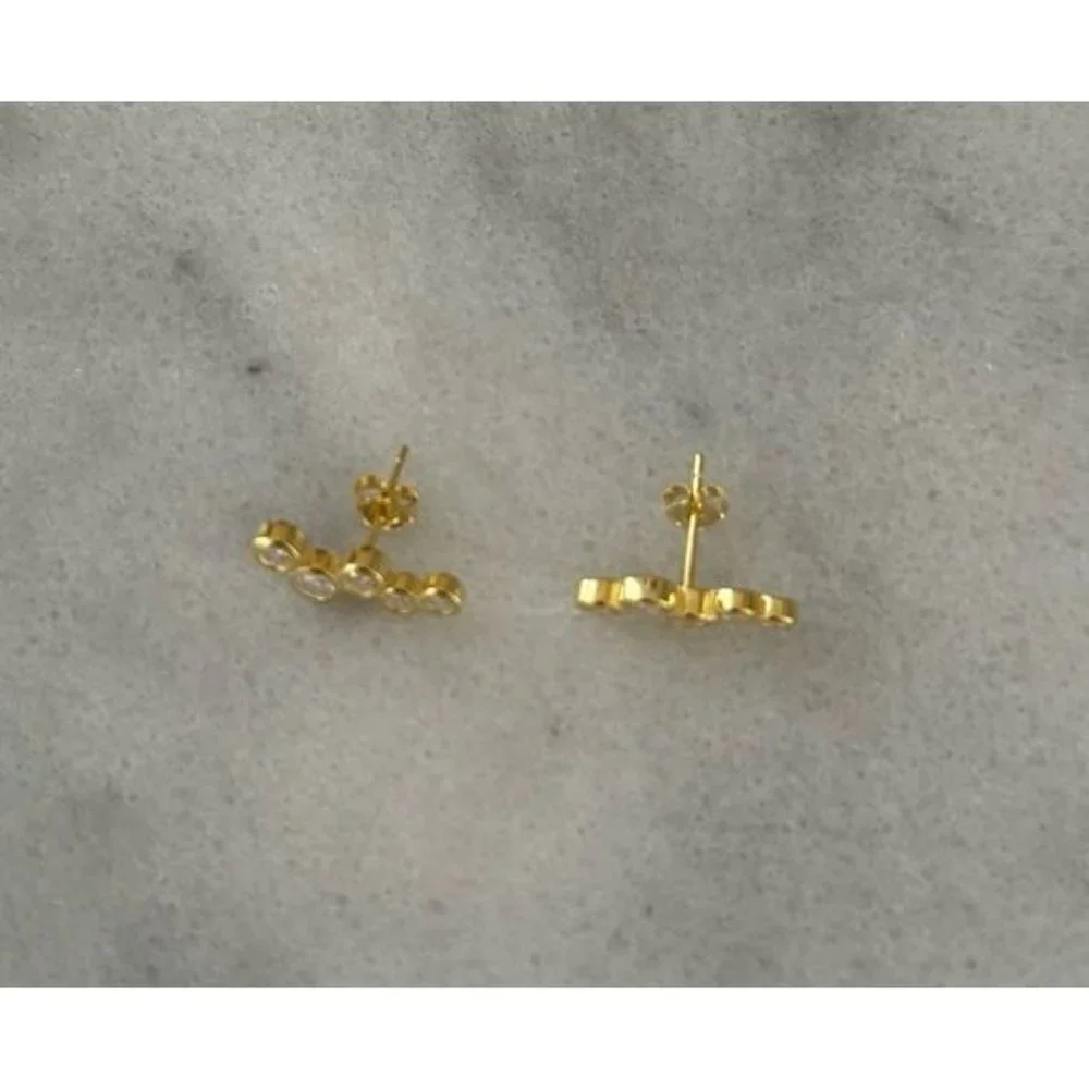 Gold Round Cluster Arch Earrings Sterling Silver Brand New - Picture 3 of 5